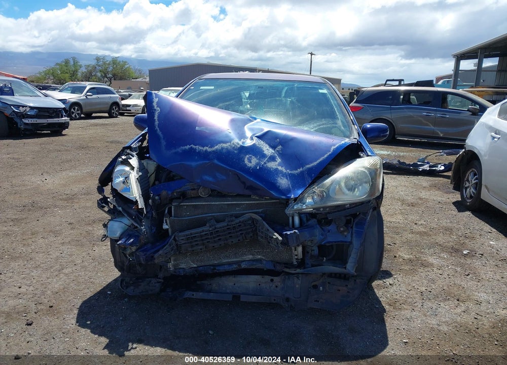 2013 HONDA FIT VIN: JHMGE8H35DC079181