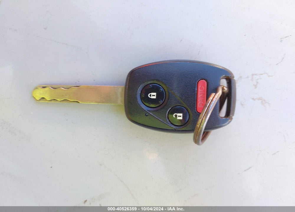 2013 HONDA FIT VIN: JHMGE8H35DC079181