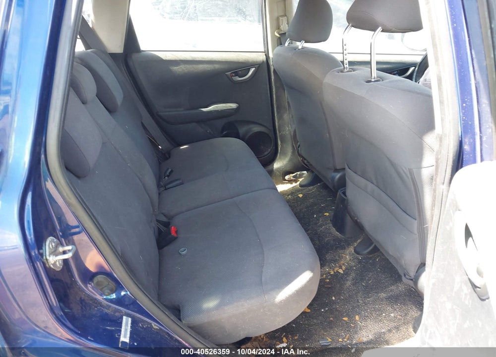 2013 HONDA FIT VIN: JHMGE8H35DC079181