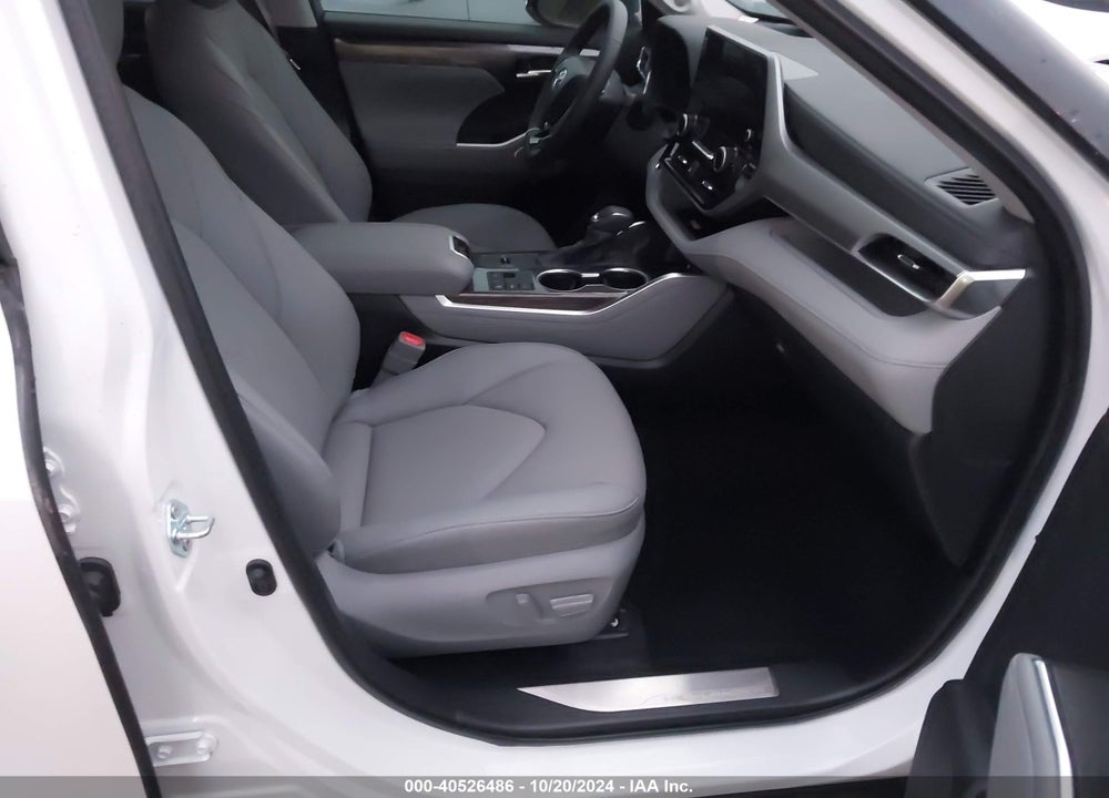 2024 TOYOTA HIGHLANDER PLATINUM VIN: 5TDKDRAH4RS539608