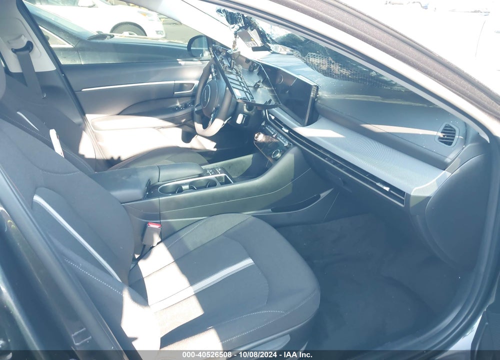 2024 HYUNDAI SONATA SEL VIN: KMHL64JA5RA380174