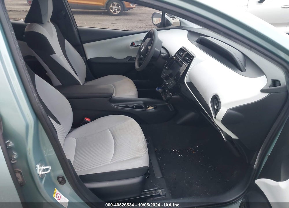 2016 TOYOTA PRIUS TWO VIN: JTDKBRFU1G3013334