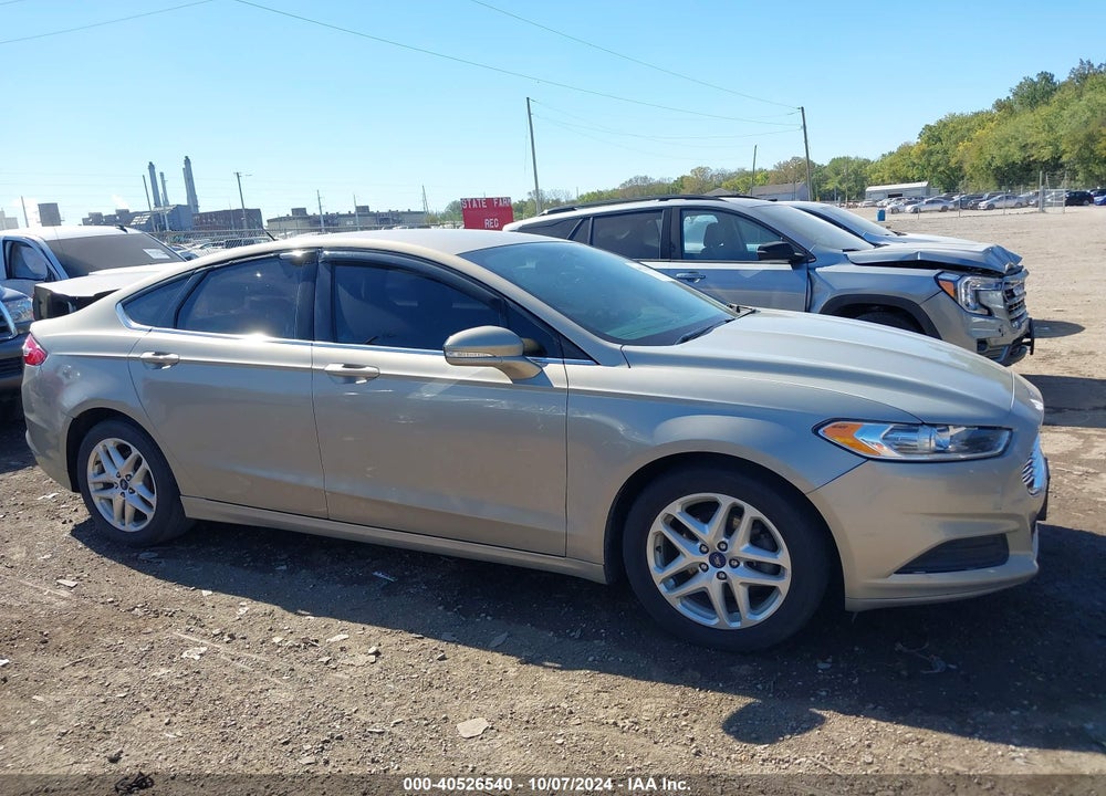 2015 FORD FUSION SE VIN: 3FA6P0HD7FR211918