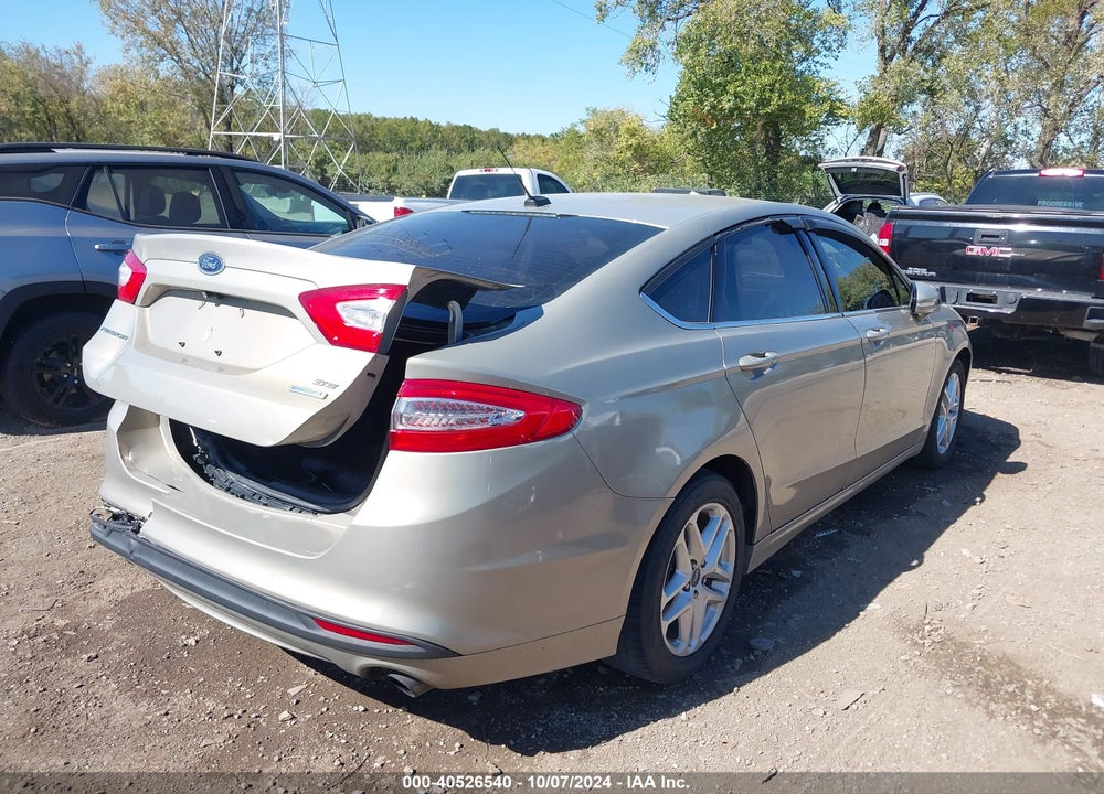 2015 FORD FUSION SE VIN: 3FA6P0HD7FR211918