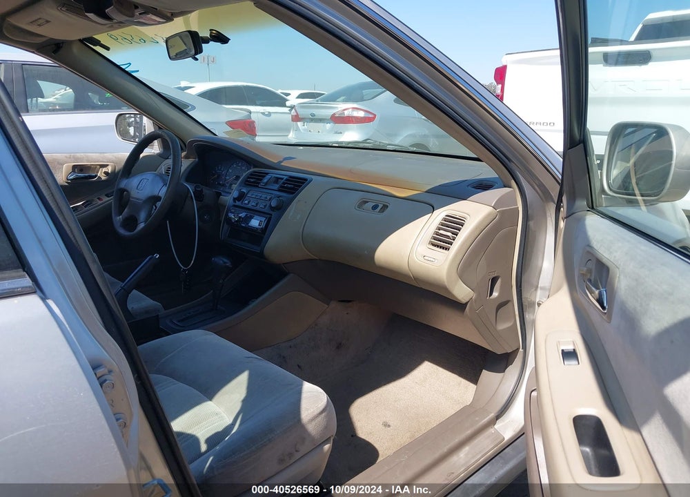 1999 HONDA ACCORD LX VIN: JHMCG6652XC006727