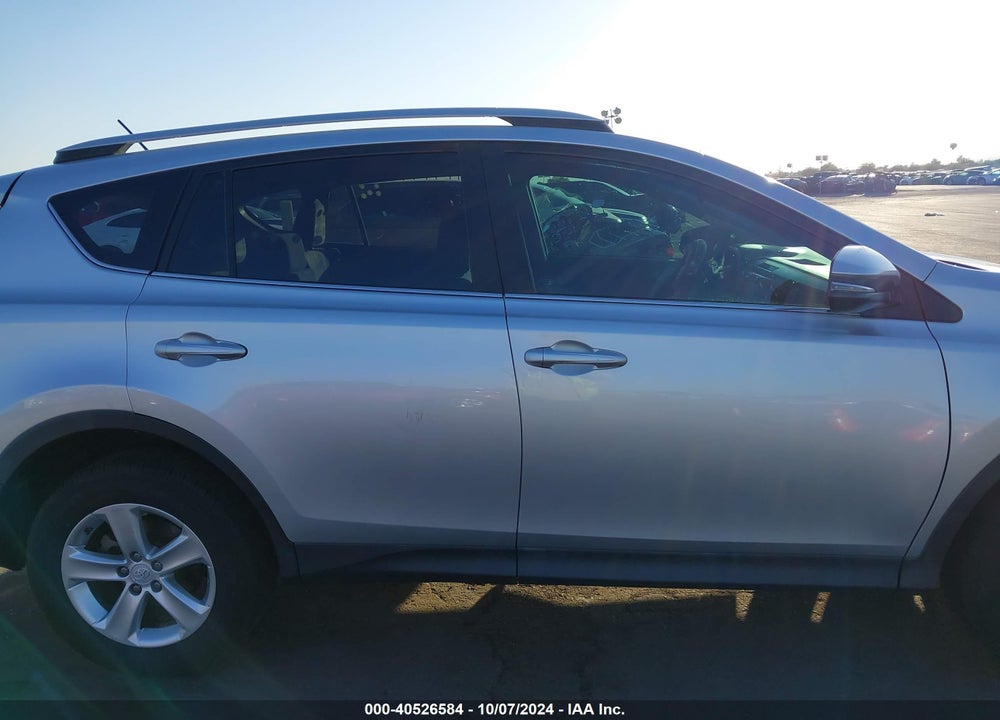 2013 TOYOTA RAV4 XLE VIN: 2T3WFREV7DW046489