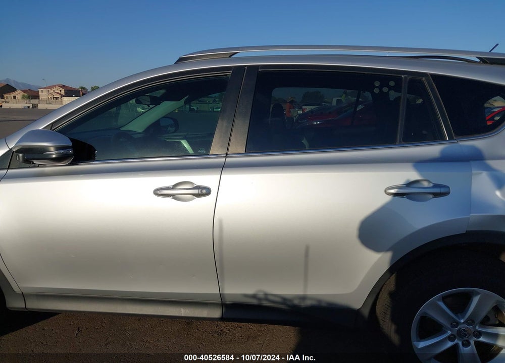 2013 TOYOTA RAV4 XLE VIN: 2T3WFREV7DW046489