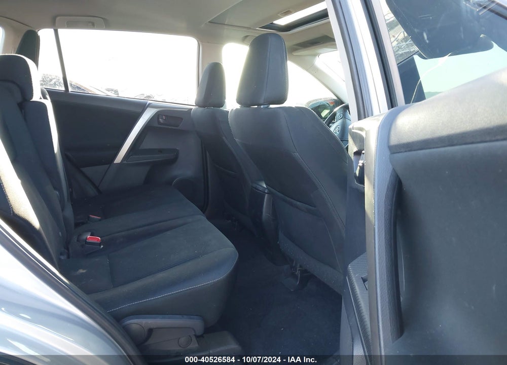 2013 TOYOTA RAV4 XLE VIN: 2T3WFREV7DW046489