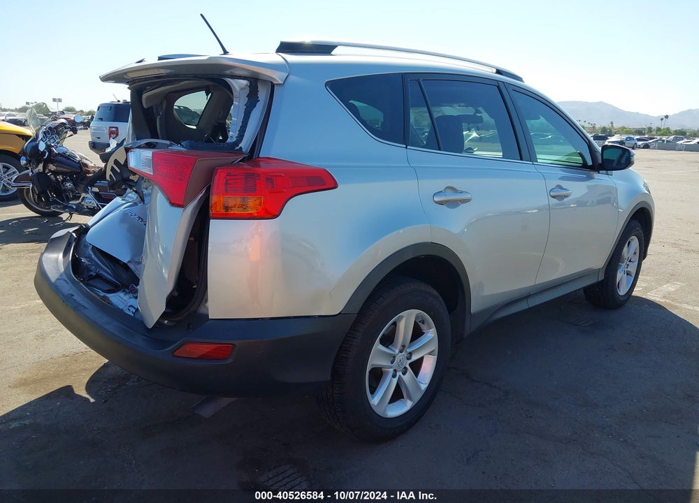 2013 TOYOTA RAV4 XLE VIN: 2T3WFREV7DW046489