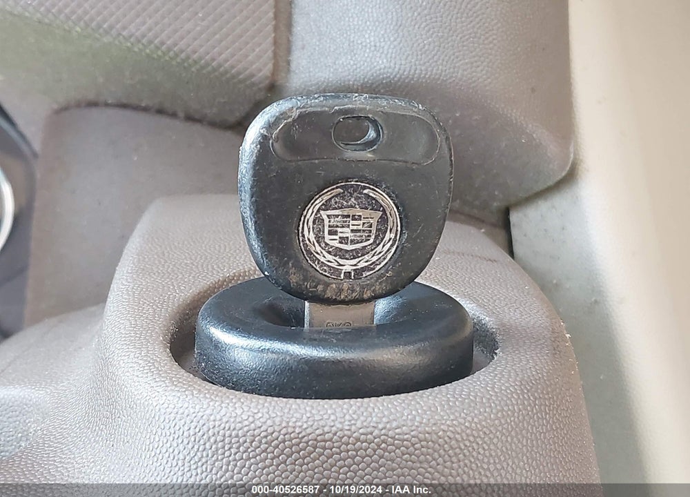 2006 CADILLAC SRX V6 VIN: 1GYEE637660148482
