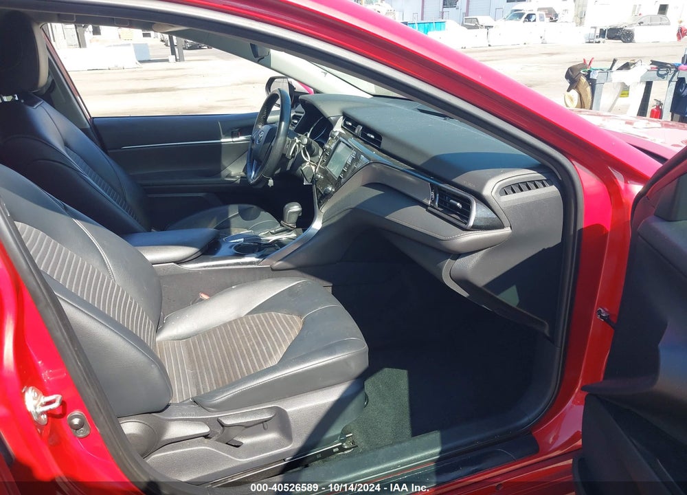 2019 TOYOTA CAMRY SE VIN: 4T1B11HK7KU294358