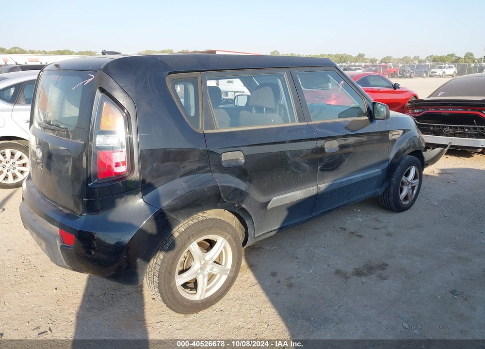 2010 KIA SOUL VIN: KNDJT2A15A7105558