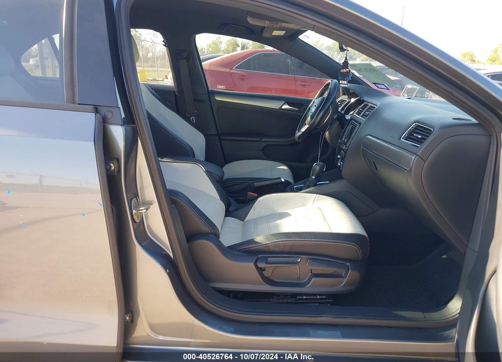 2016 VOLKSWAGEN JETTA 1.8T SPORT VIN: 3VWD17AJ7GM276047
