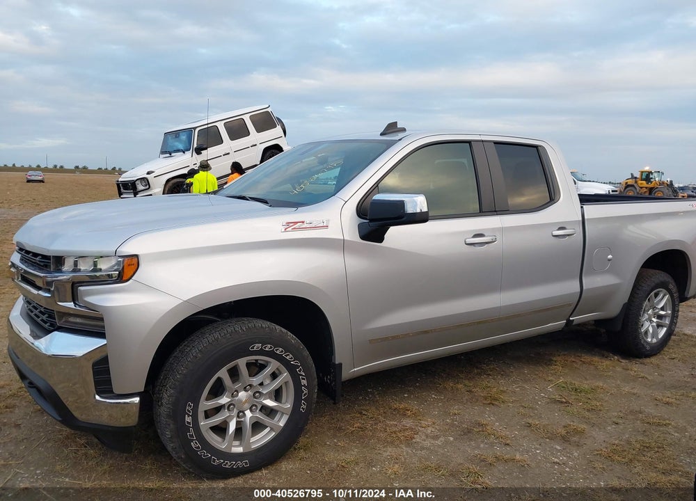 2021 CHEVROLET SILVERADO 1500 4WD STANDARD BED LT VIN: 1GCRYDED6MZ237368