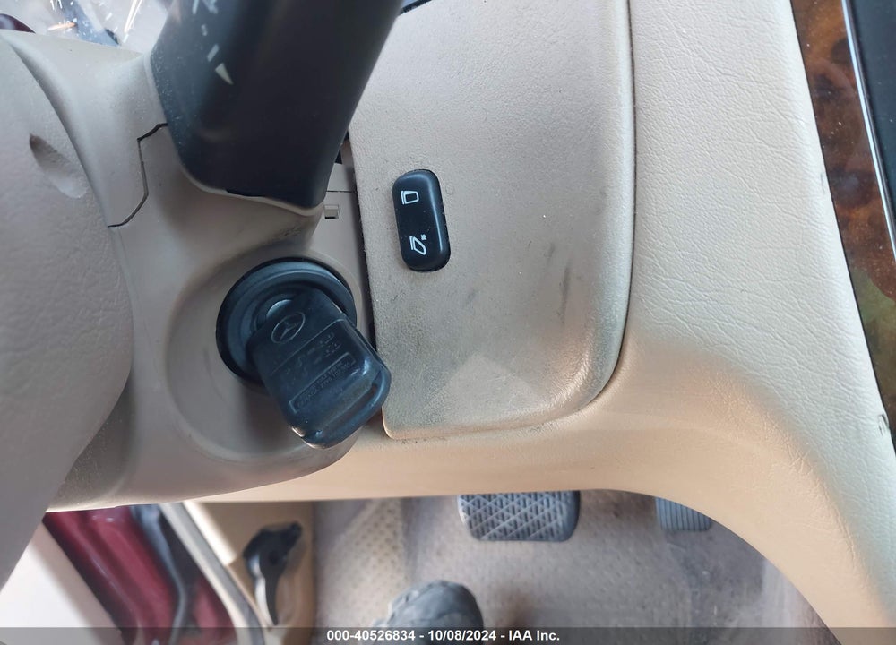 2000 MERCEDES-BENZ ML 320 VIN: 4JGAB54E6YA220259