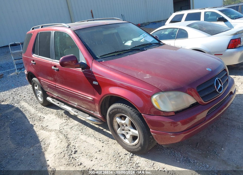 2000 MERCEDES-BENZ ML 320 VIN: 4JGAB54E6YA220259
