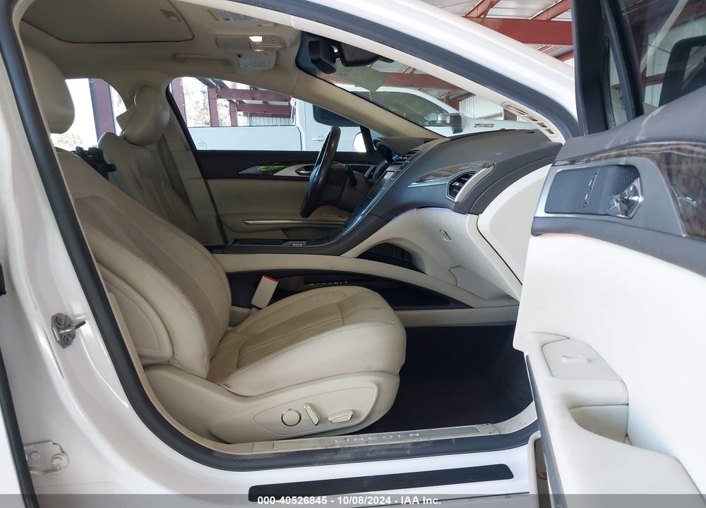 2015 LINCOLN MKZ HYBRID VIN: 3LN6L2LU2FR617769