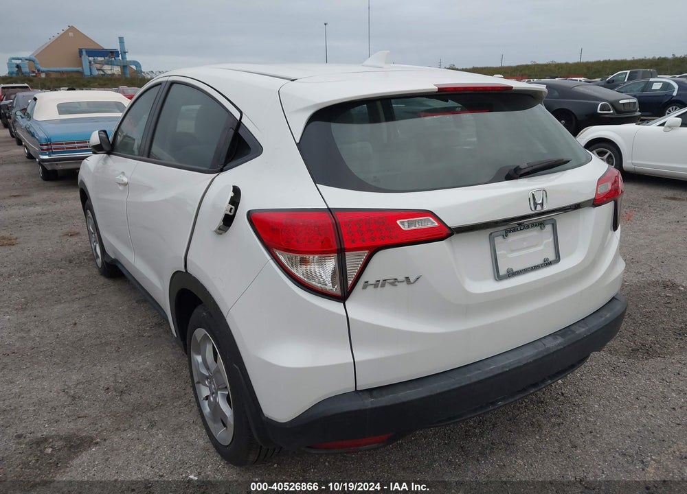 2022 HONDA HR-V 2WD LX VIN: 3CZRU5H31NM739674