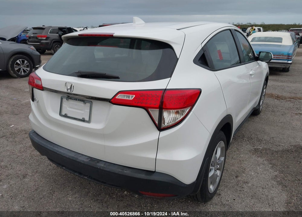 2022 HONDA HR-V 2WD LX VIN: 3CZRU5H31NM739674