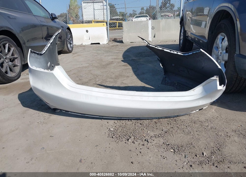 2015 HYUNDAI SONATA HYBRID VIN: KMHEC4A47FA130927