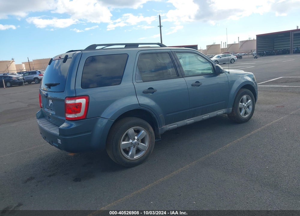2010 FORD ESCAPE XLT VIN: 1FMCU0D78AKD20287