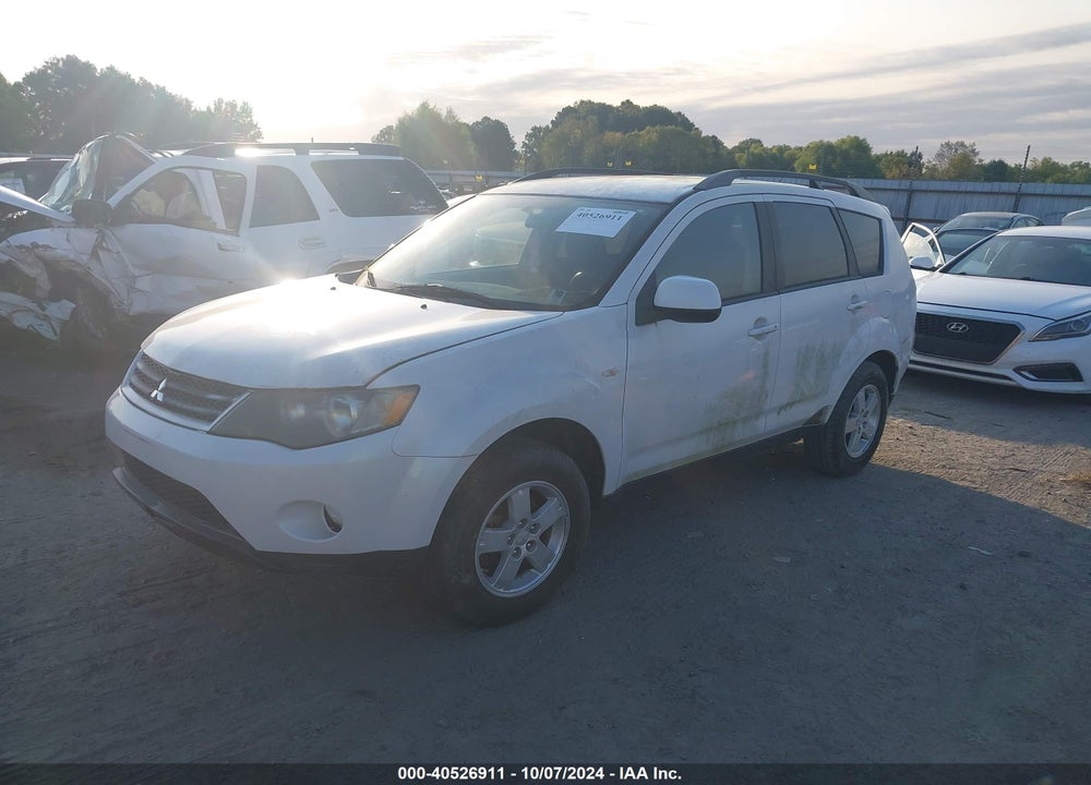 2008 MITSUBISHI OUTLANDER ES VIN: JA4LS21W38Z009850