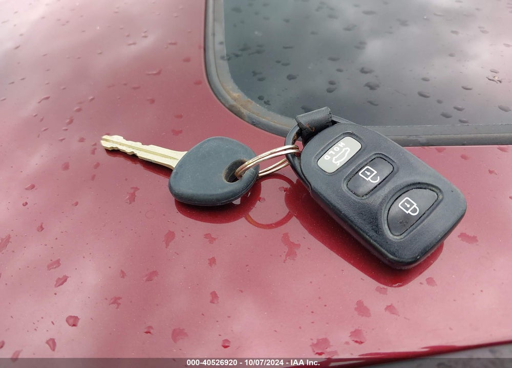 2010 HYUNDAI SONATA LIMITED V6 VIN: 5NPEU4AF0AH631050