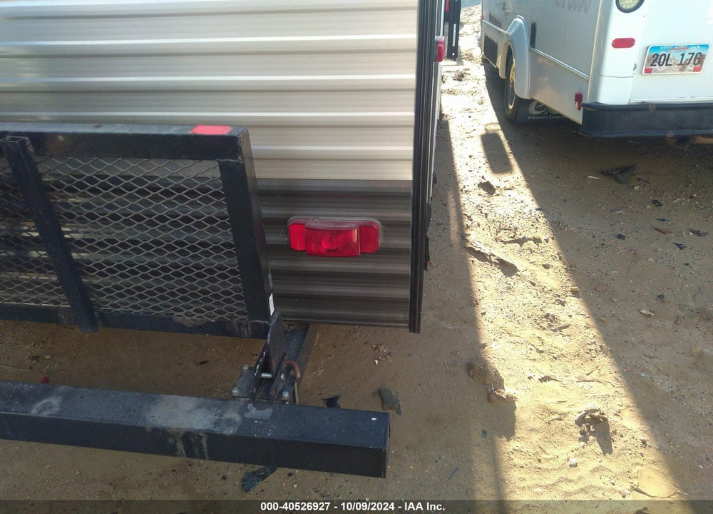 2014 FOREST RIVER TRAVEL TRAILER VIN: 4X4TCKB29EK024561
