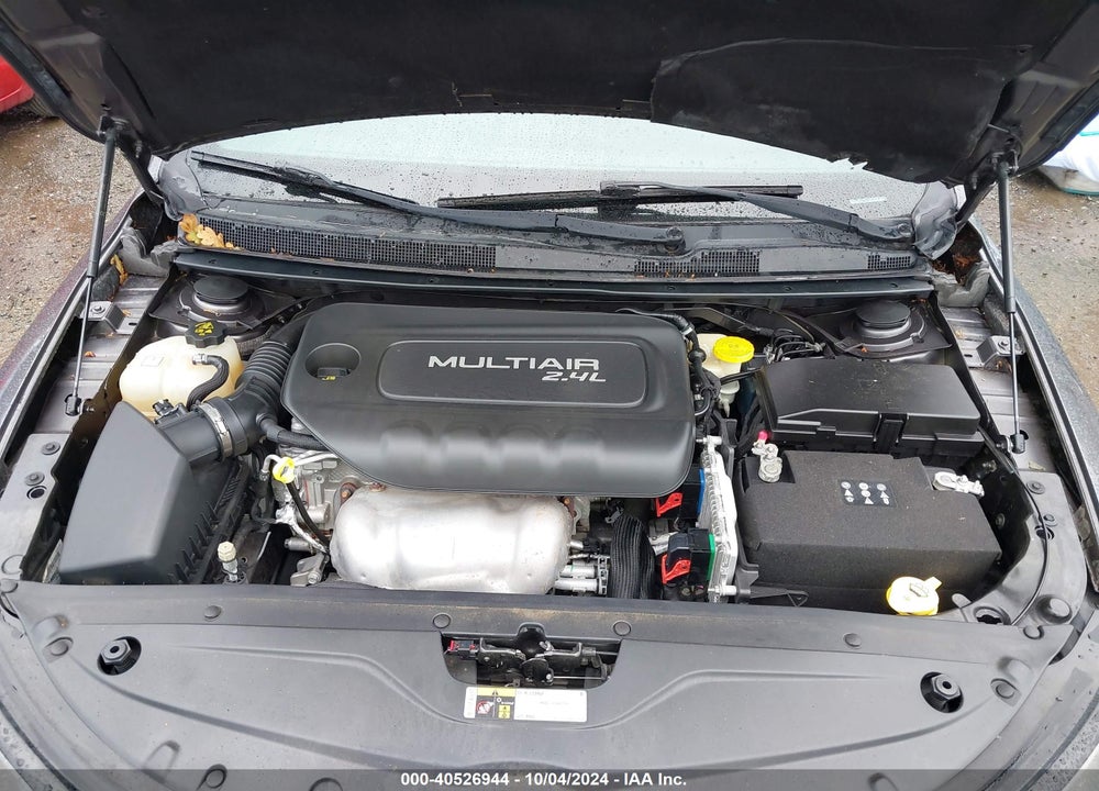 2015 CHRYSLER 200 S VIN: 1C3CCCBB2FN709744