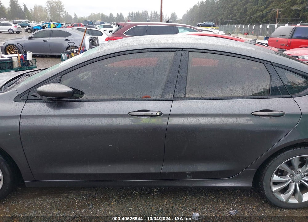 2015 CHRYSLER 200 S VIN: 1C3CCCBB2FN709744