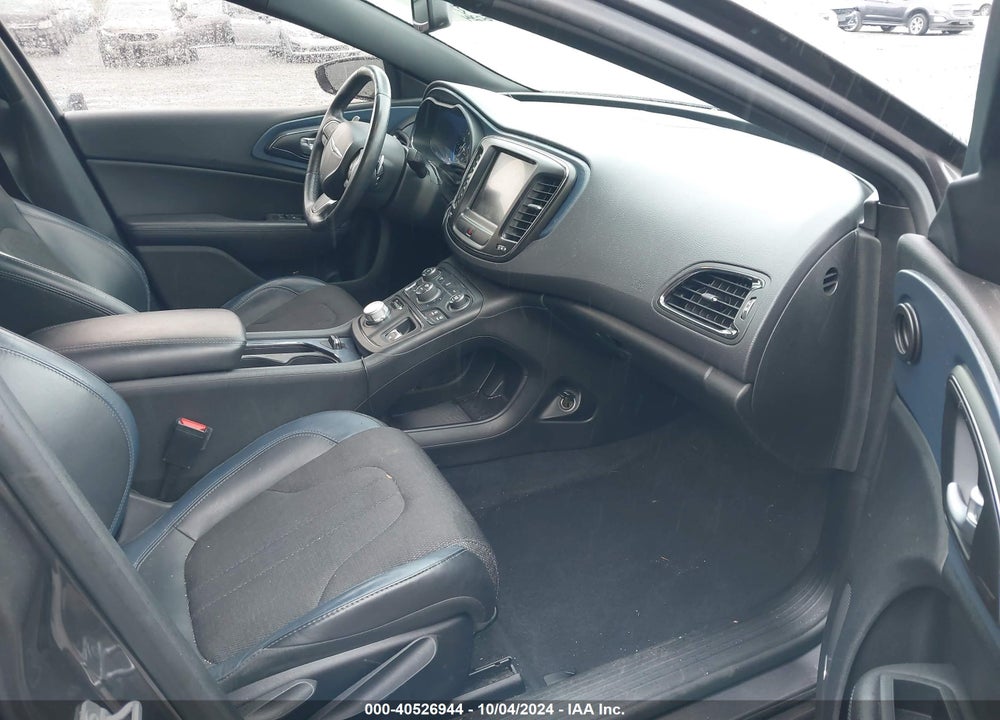 2015 CHRYSLER 200 S VIN: 1C3CCCBB2FN709744