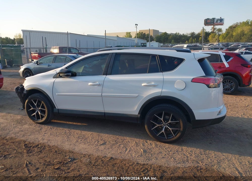 2017 TOYOTA RAV4 SE VIN: 2T3NFREV0HW397438