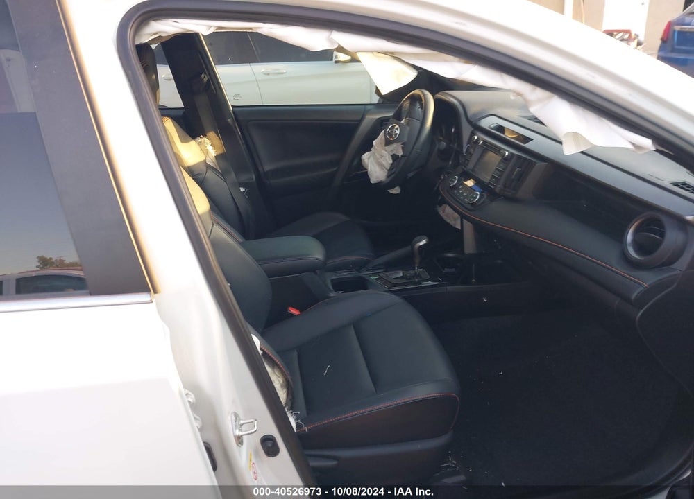 2017 TOYOTA RAV4 SE VIN: 2T3NFREV0HW397438