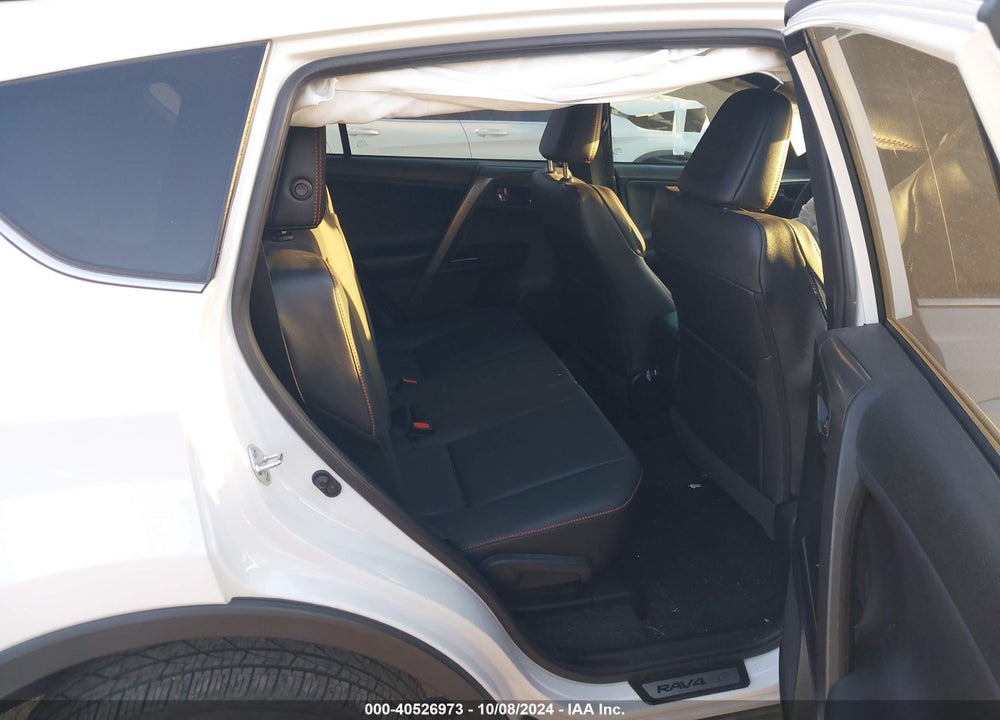 2017 TOYOTA RAV4 SE VIN: 2T3NFREV0HW397438