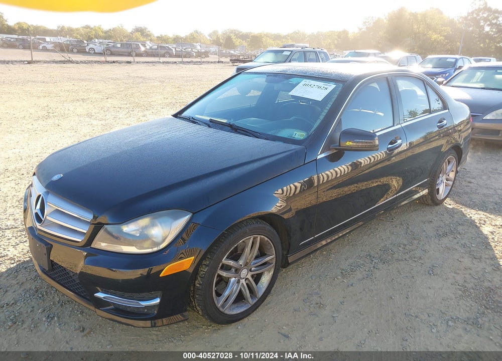 2013 MERCEDES-BENZ C 300 LUXURY 4MATIC/SPORT 4MATIC VIN: WDDGF8AB9DR300462