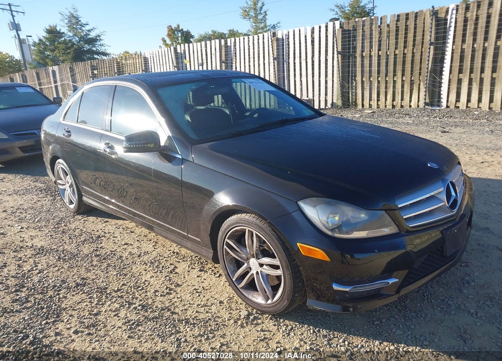 2013 MERCEDES-BENZ C 300 LUXURY 4MATIC/SPORT 4MATIC VIN: WDDGF8AB9DR300462