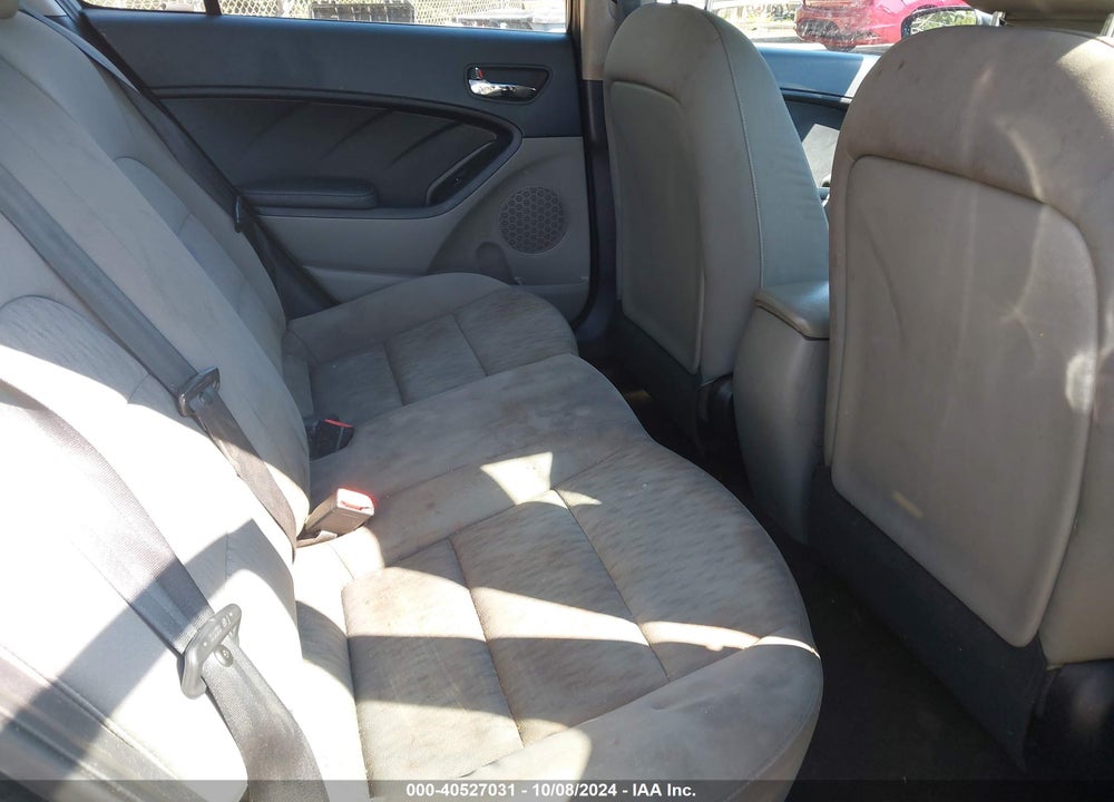 2015 KIA FORTE LX VIN: KNAFK4A65F5375034