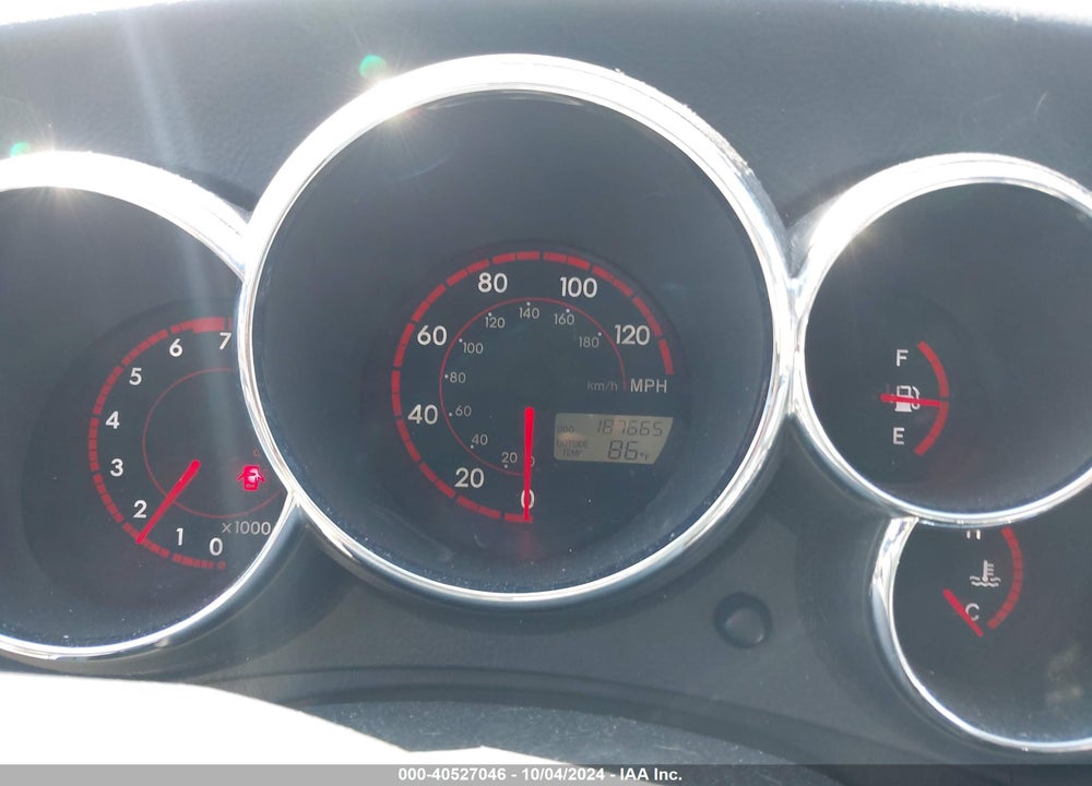 2004 TOYOTA MATRIX/XR VIN: 2T1KR32E54C201560