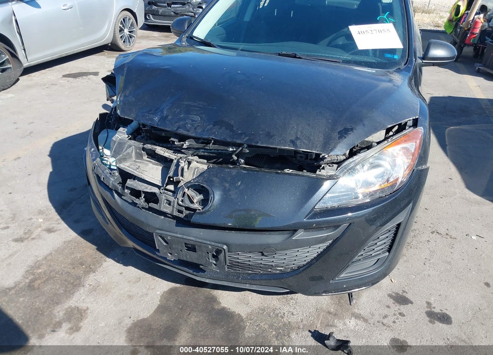 2011 MAZDA 3 I SPORT VIN: JM1BL1UGXB1364890
