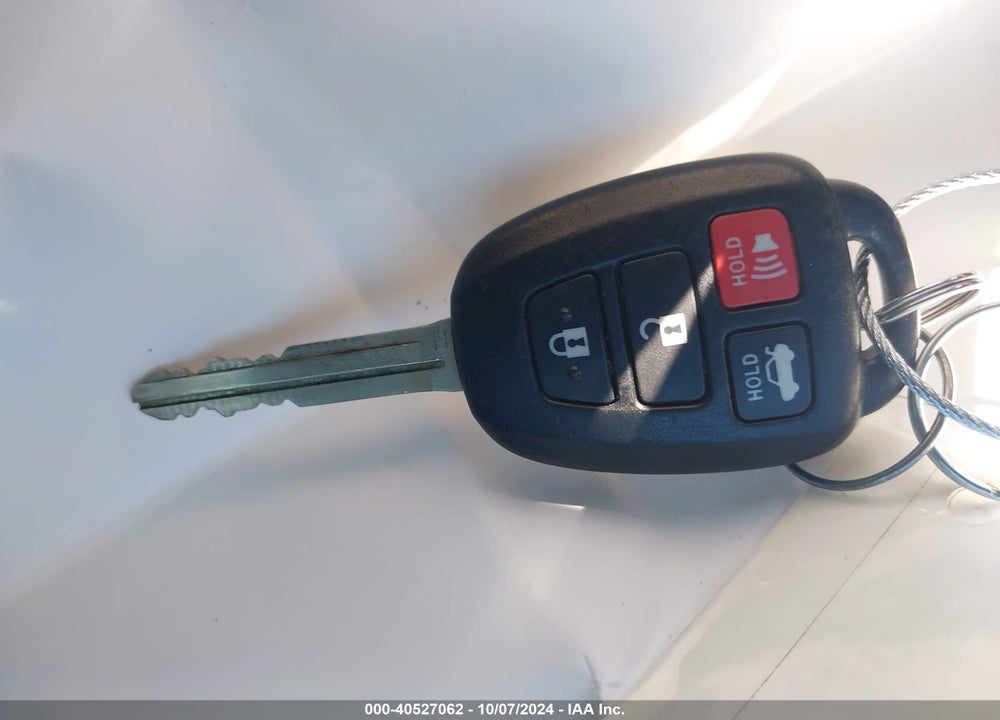 2016 TOYOTA CAMRY LE VIN: 4T4BF1FKXGR533080