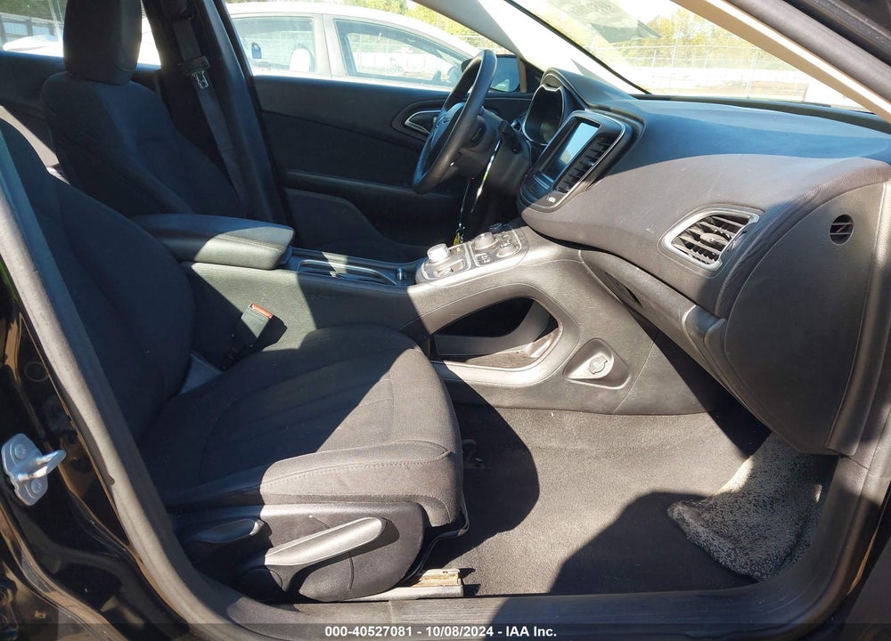 2016 CHRYSLER 200 LIMITED VIN: 1C3CCCAB2GN172456