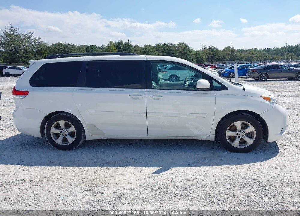 2013 TOYOTA SIENNA LE V6 8 PASSENGER VIN: 5TDKK3DC0DS307132
