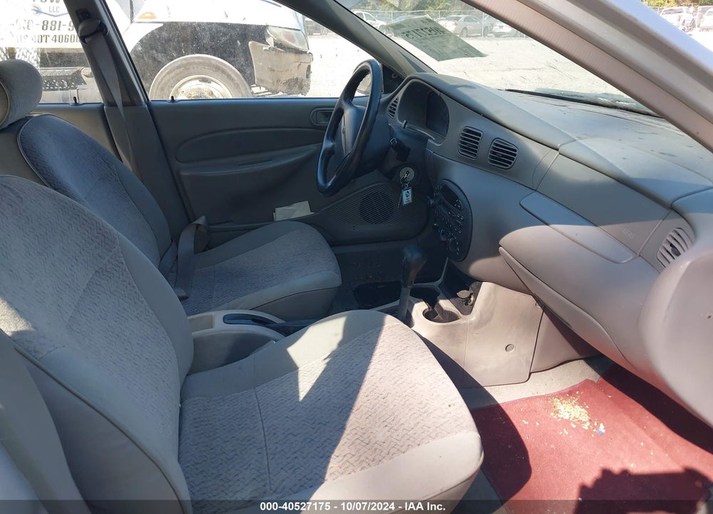 1998 FORD ESCORT LX VIN: 1FAFP10P8WW317352
