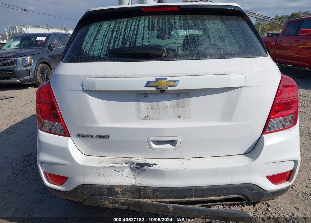 2019 CHEVROLET TRAX LS VIN: 3GNCJNSB8KL255305