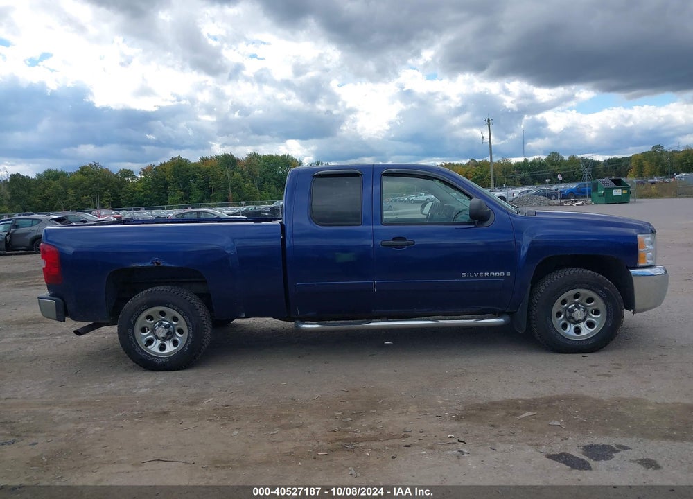 2013 CHEVROLET SILVERADO 1500 LT VIN: 1GCRKSEAXDZ132585