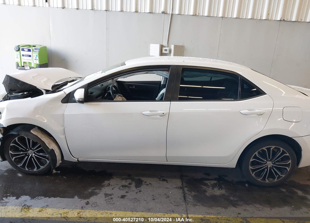2015 TOYOTA COROLLA VIN: 5YFBURHE6FP282225