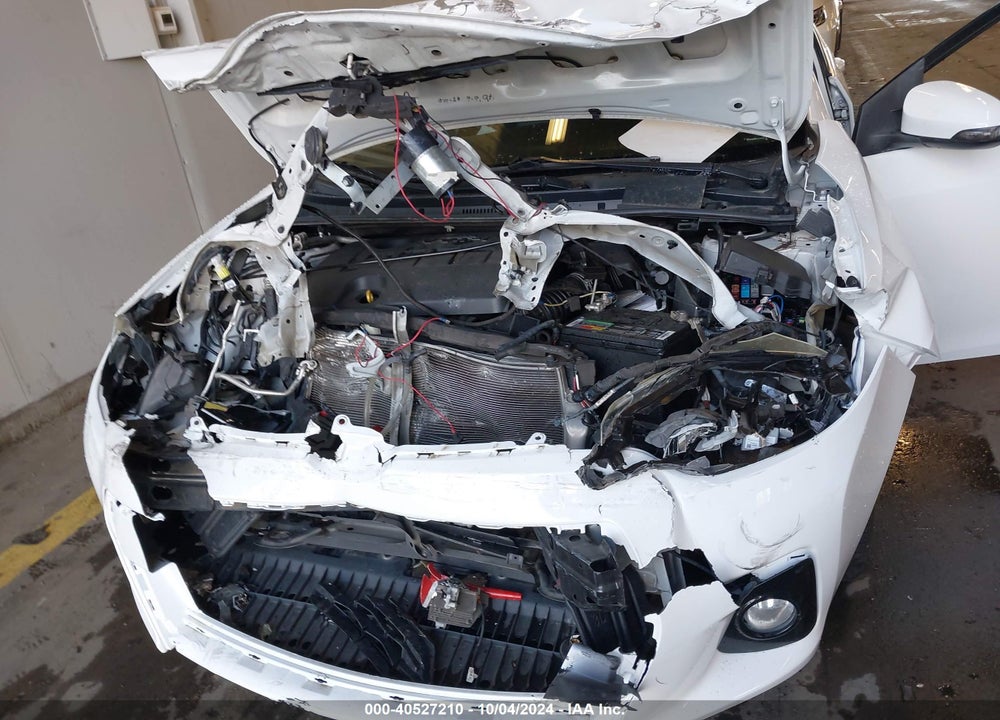 2015 TOYOTA COROLLA VIN: 5YFBURHE6FP282225