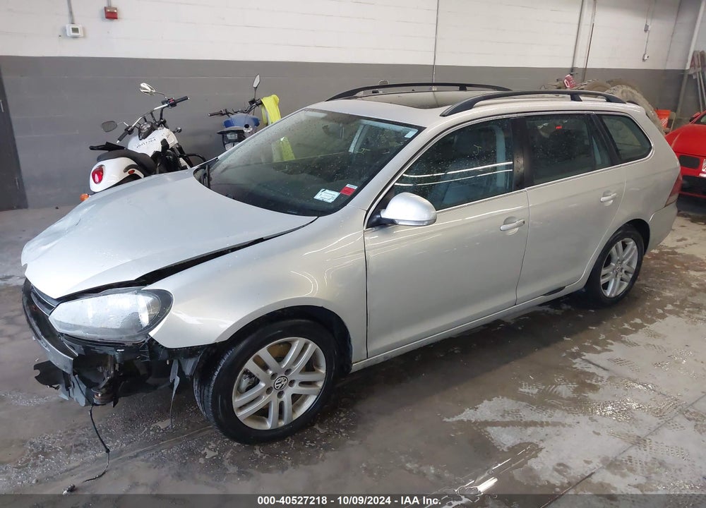 2011 VOLKSWAGEN JETTA SPORTWAGEN 2.0L TDI VIN: 3VWPL8AJXBM608858