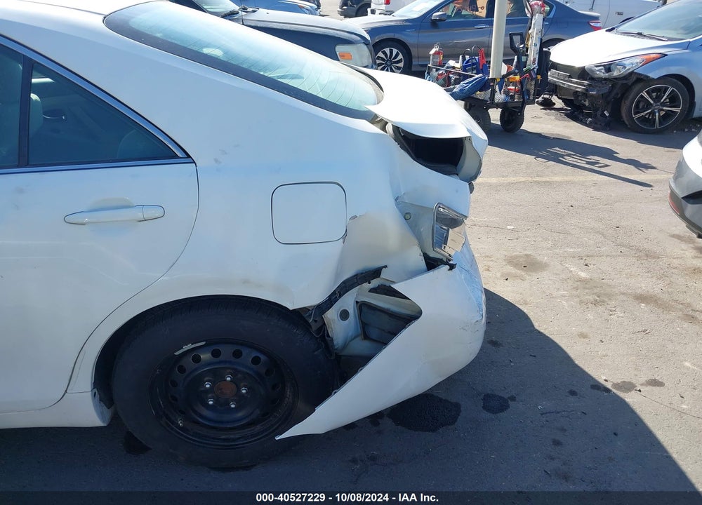 2011 TOYOTA CAMRY LE VIN: 4T1BF3EK4BU740242