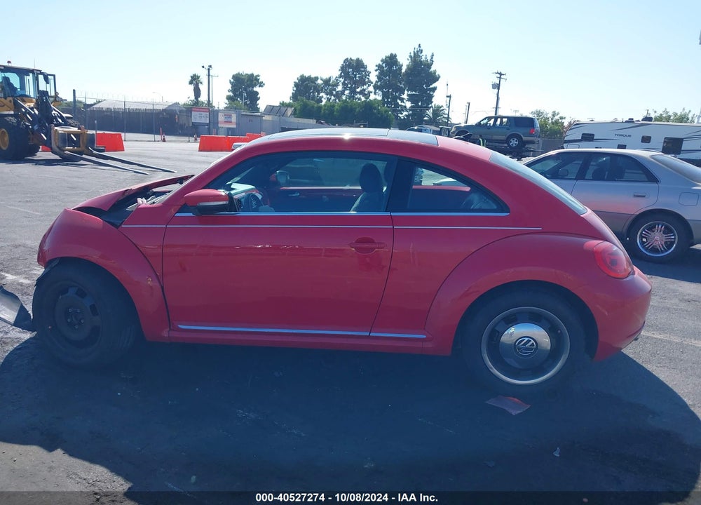 2014 VOLKSWAGEN BEETLE 2.0L TDI VIN: 3VWJL7AT9EM614169